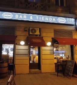 Ultramarinos Martinez