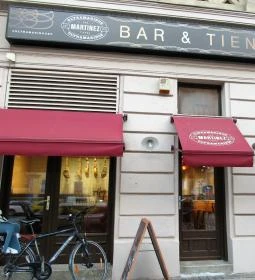 Ultramarinos Martinez