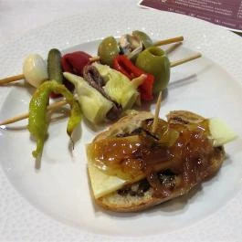 Ultramarinos Martinez Budapest - Étel/ital