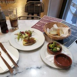 Ultramarinos Martinez Budapest - Étel/ital