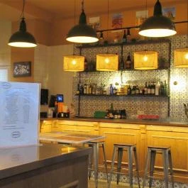 Ultramarinos Martinez Budapest - Belső