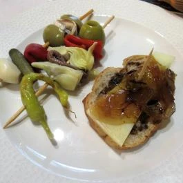 Ultramarinos Martinez Budapest - Étel/ital