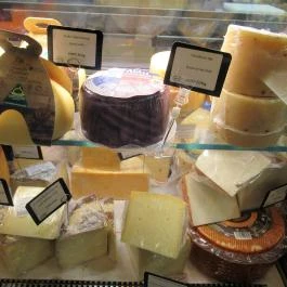 Ultramarinos Martinez Budapest - Étel/ital