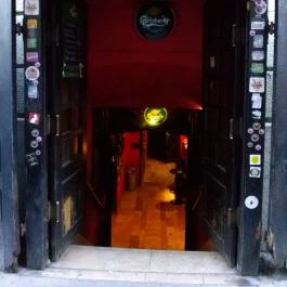 Underworld Pub, Budapest - Belső