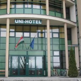 Uni Hotel Miskolc - Külső kép