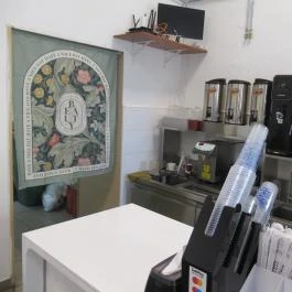 Unique Tea & Street Food, Budapest - Belső