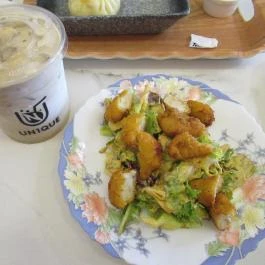 Unique Tea & Street Food, Budapest - Étel/ital