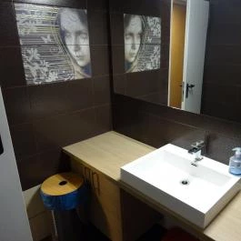 Unixo, Budapest - Mosdó