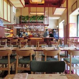 Uno Mas Tapas Bar Budapest - Belső