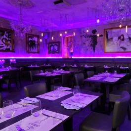 Up & Down Budapest - Belső