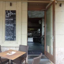 Up & Down Budapest - Belső