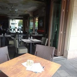 Up & Down Budapest - Külső kép