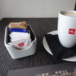 Up & Down Budapest - Étel/ital