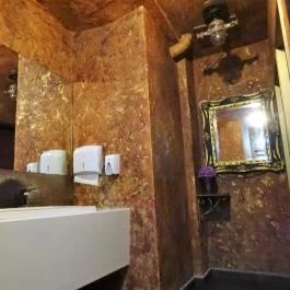 Up & Down Budapest - Mosdó