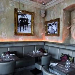 Up & Down Budapest - Belső