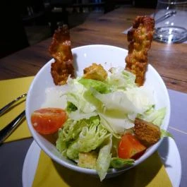 Urban Betyár Budapest - Étel/ital