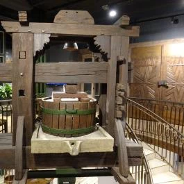 Urban Betyár Budapest - Belső