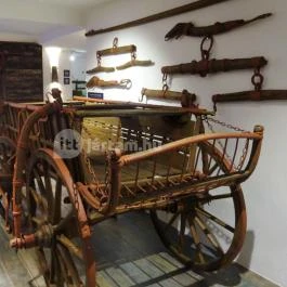 Urban Betyár Budapest - Belső