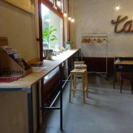 UrbanFood Cafe Budapest - Belső