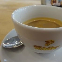 UrbanFood Cafe Budapest - Étel/ital