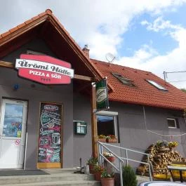 Ürömi Hütte Üröm - Külső kép