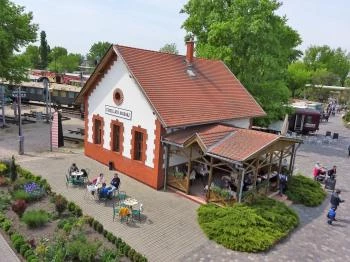 Utasellátó Kávéház & Bisztró Budapest