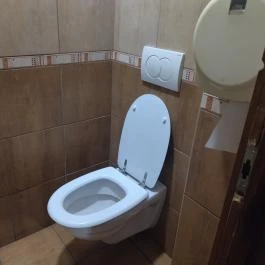 Utópia Pub, Vác - Mosdó