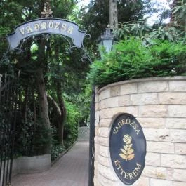 Vadrózsa Étterem Budapest - Külső kép