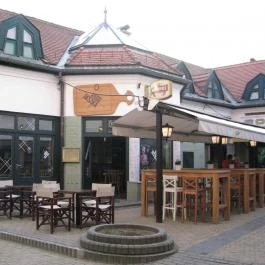 Vágódeszka Bar & Grill, Kecskemét - Külső kép