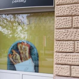 Vaj Budapest - Külső kép