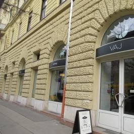 Vaj Budapest - Külső kép