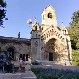 Vajdahunyad Vára Budapest - Egyéb
