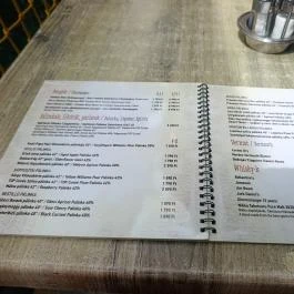 Vakvarjú Beach Bistro Budapest - Étlap/itallap