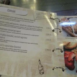 Vakvarjú Csónakház Budapest - Étlap/itallap