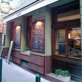 Vakvarjú Étterem - Pest Budapest - Külső kép