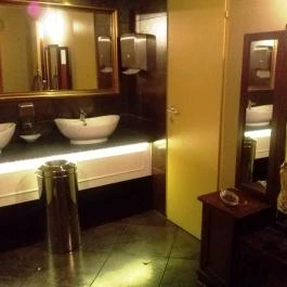 Vakvarjú Étterem - Pest Budapest - Mosdó