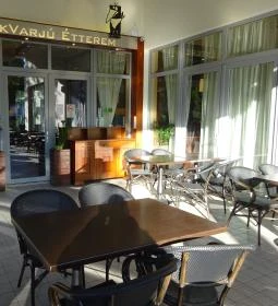 Vakvarjú Étterem - Újlipót
