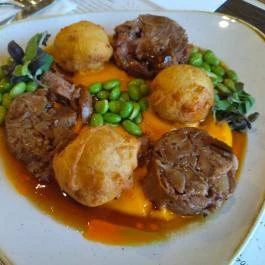 VakVarjú VarjúVár Budapest - Étel/ital