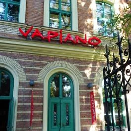 Vapiano Étterem - Bécsi Corner, Budapest - Külső kép