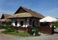 Vár Étterem Hollókő