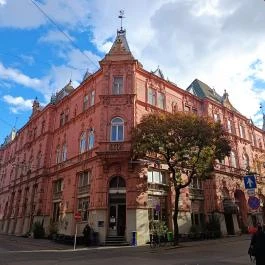 Vár söröző, Szeged - Külső kép