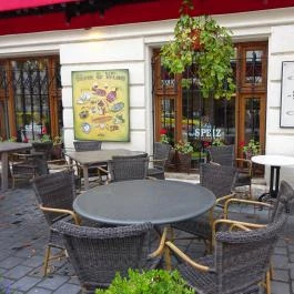 Vár: A Speiz Budapest - Külső kép