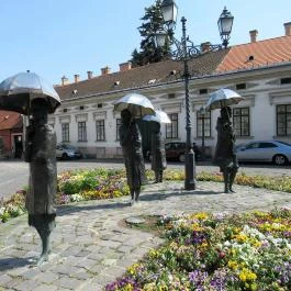 Várakozók szobra Budapest - Egyéb