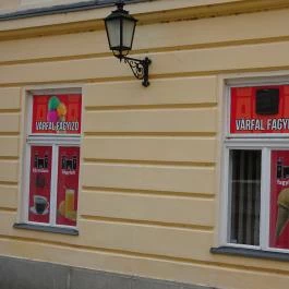 Várfal Fagyizó, Székesfehérvár - Külső kép