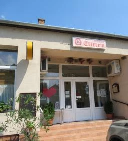 Várkapitány Étterem