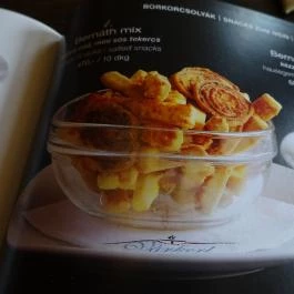 Várkert Kávézó Mosonmagyaróvár - Étlap/itallap