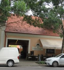 Várkonyi Bistro & Bar