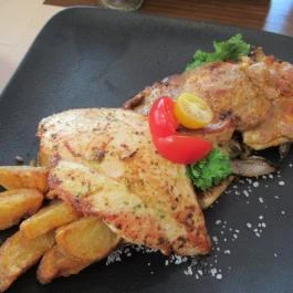 Várkonyi Bistro & Bar, Gyula - Étel/ital