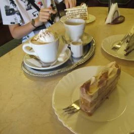 Várkör Cukrászda Kőszeg - Étel/ital