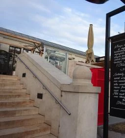 Városliget Café & Restaurant